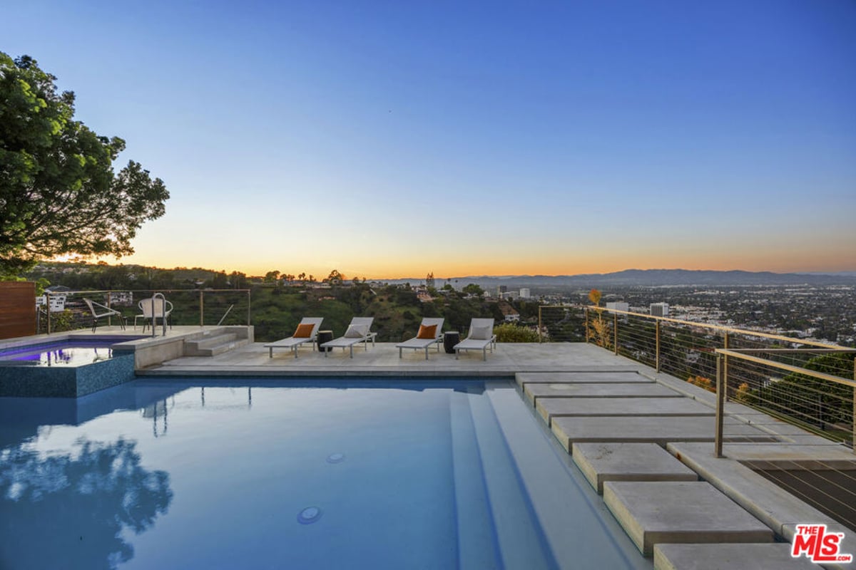 3851 Beverly Ridge Drive, Sherman Oaks, CA 91423 — photo 1 of 16