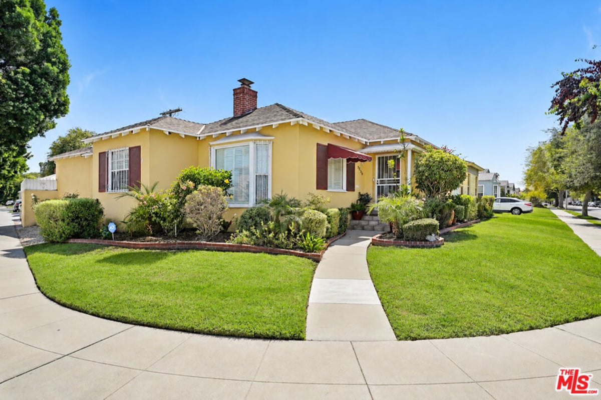 3750 Sutro Avenue, Los Angeles, CA 90018 — photo 1 of 14