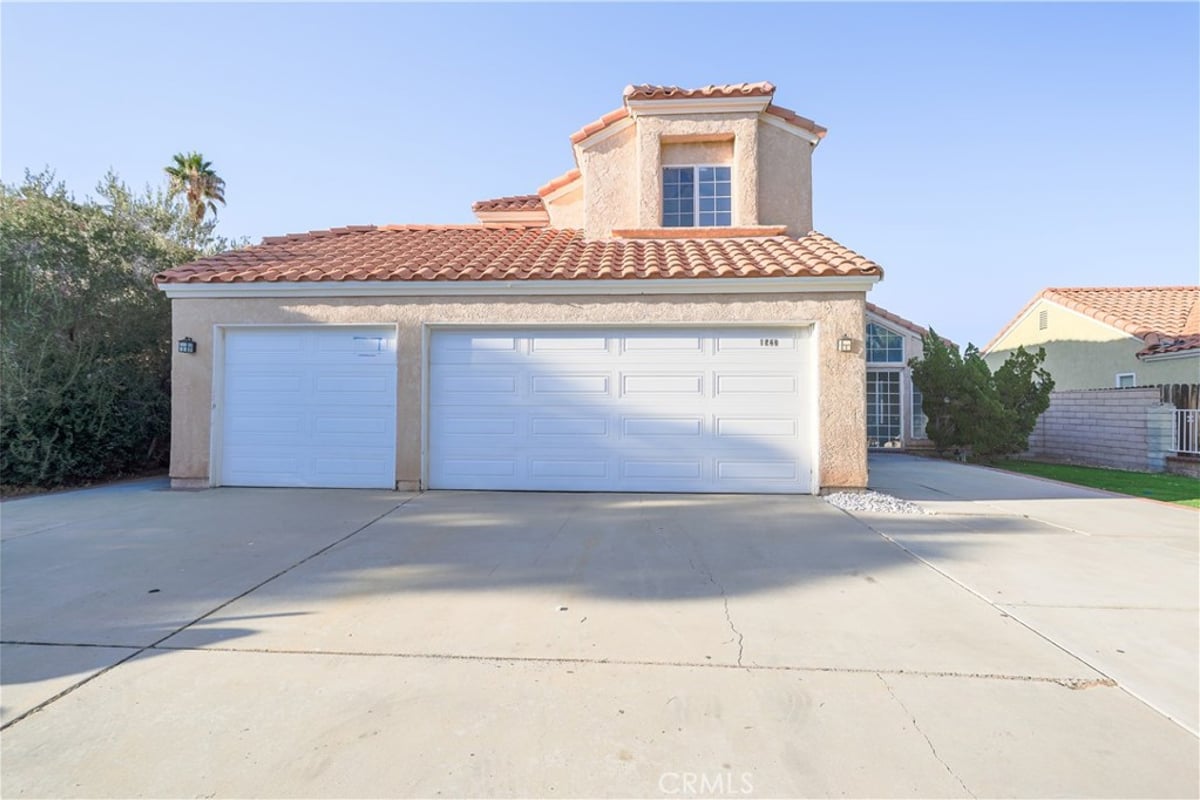 1523 Berkshire Drive, Palmdale, CA 93551 — photo 1 of 38