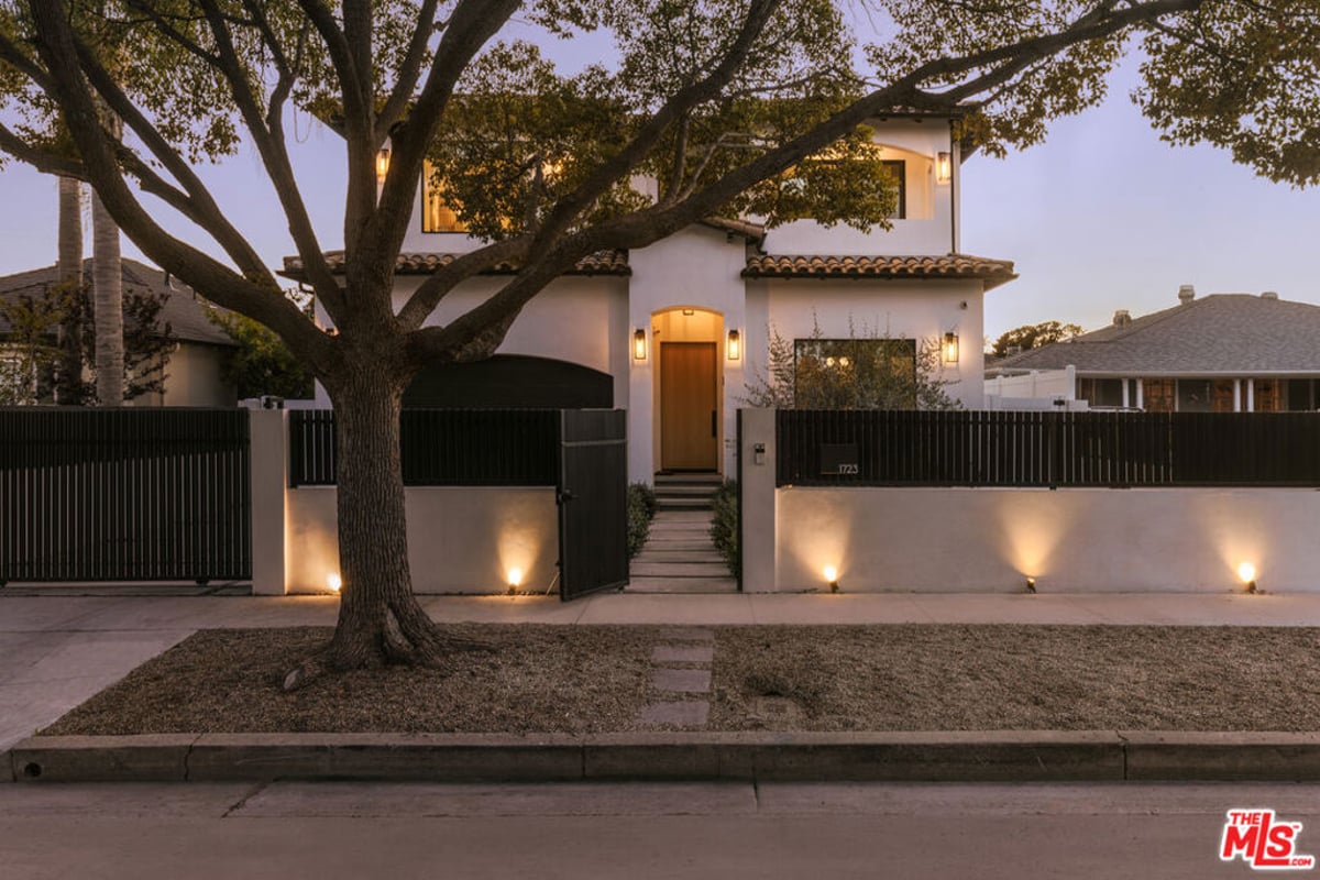 1723 S Corning Street, Los Angeles, CA 90035 — photo 1 of 20