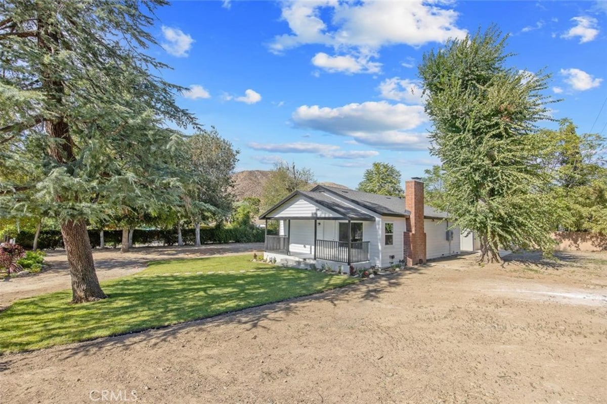 27908 Adon Avenue, Canyon Country, CA 91387 — photo 1 of 32