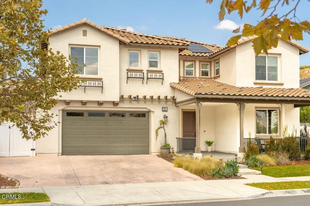 251 Azalea, Fillmore, CA 93015 — photo 1 of 68