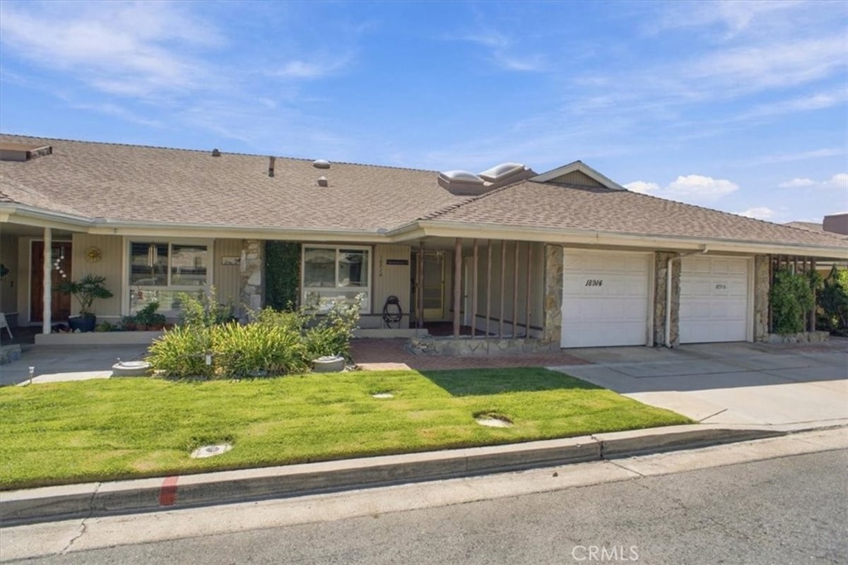 18914 Circle Of The Oaks, Newhall, CA 91321 — photo 1 of 31