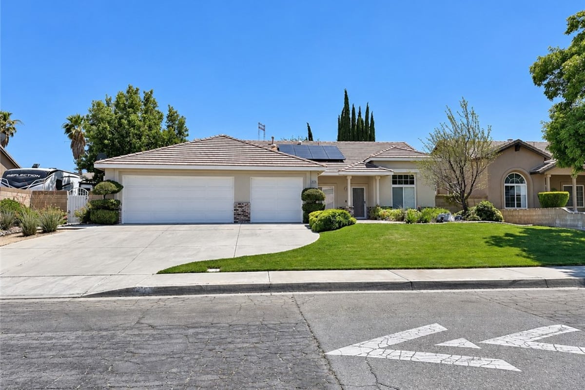 6126 W Avenue L12, Lancaster, CA 93536 — photo 1 of 31