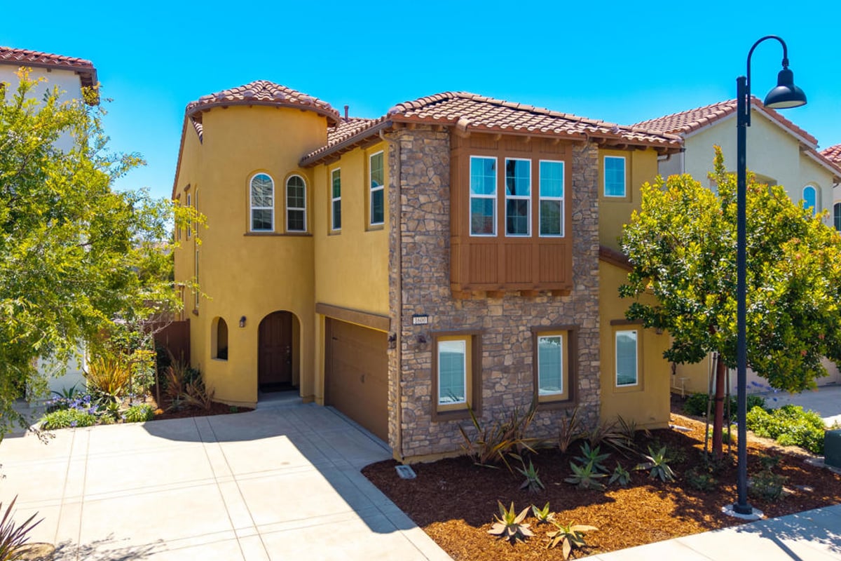 1600 Mulligan Street, Oxnard, CA 93036 — photo 1 of 66