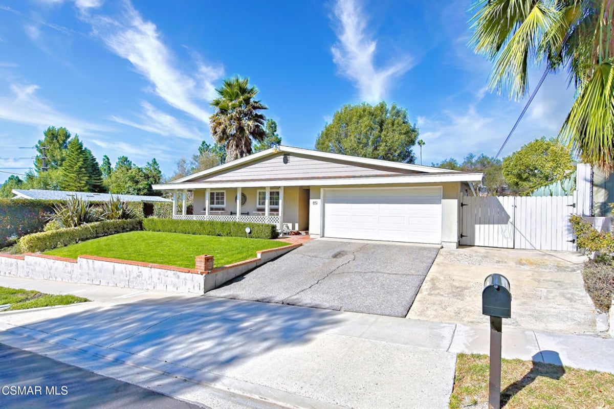 851 Sheffield Place, Thousand Oaks, CA 91360 — photo 1 of 30