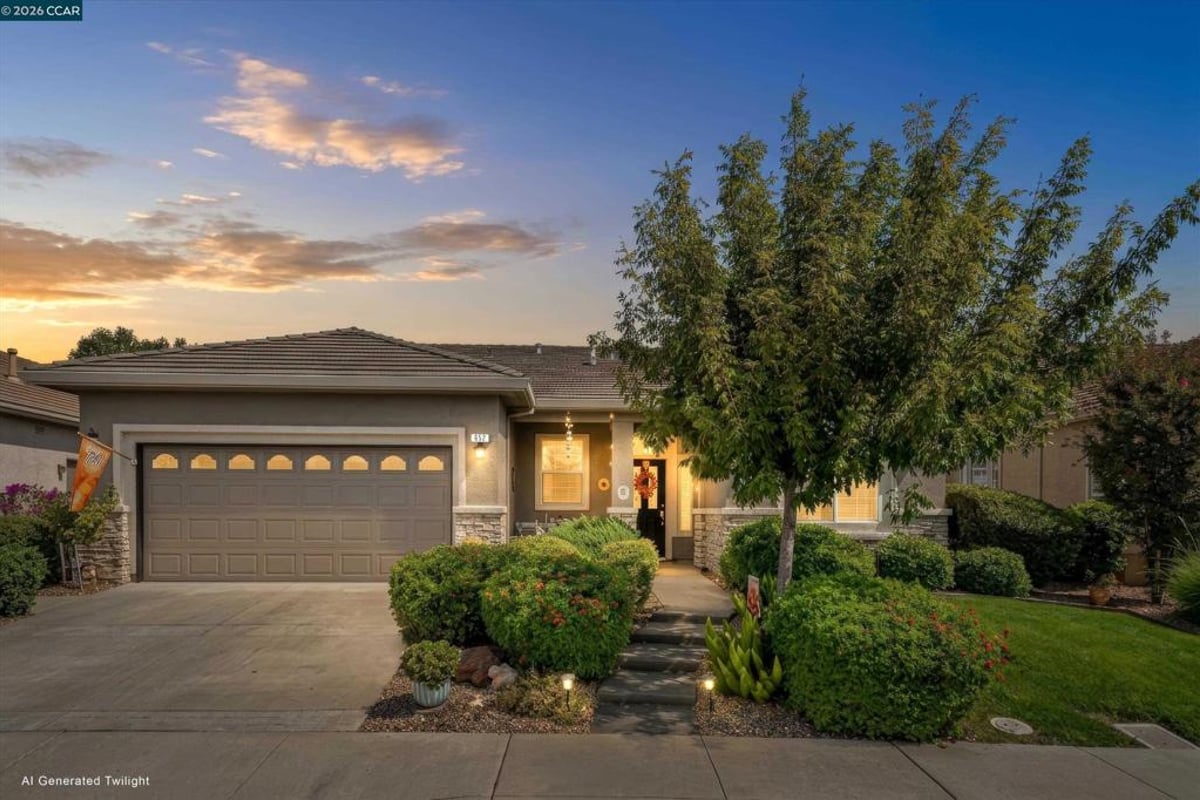 652 Baldwin Dr, Brentwood, CA 94513 — photo 1 of 31