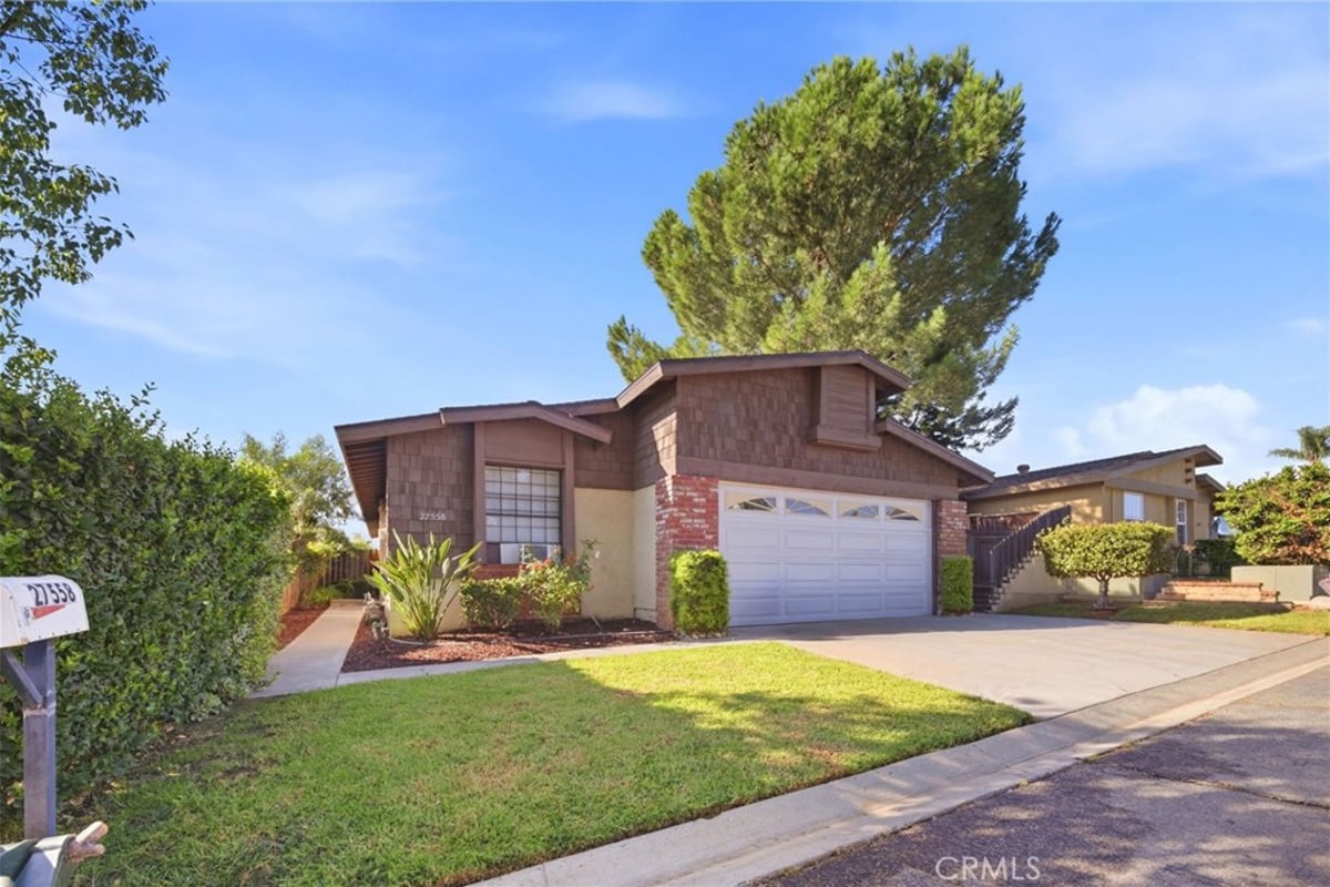 27558 Jasper Way, Castaic, CA 91384 — photo 1 of 31