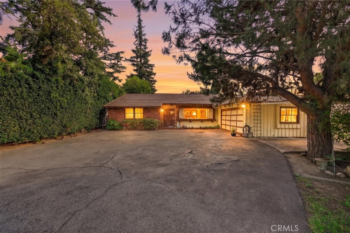 36 E Longden Avenue, Arcadia, CA 91006 — photo 1 of 75