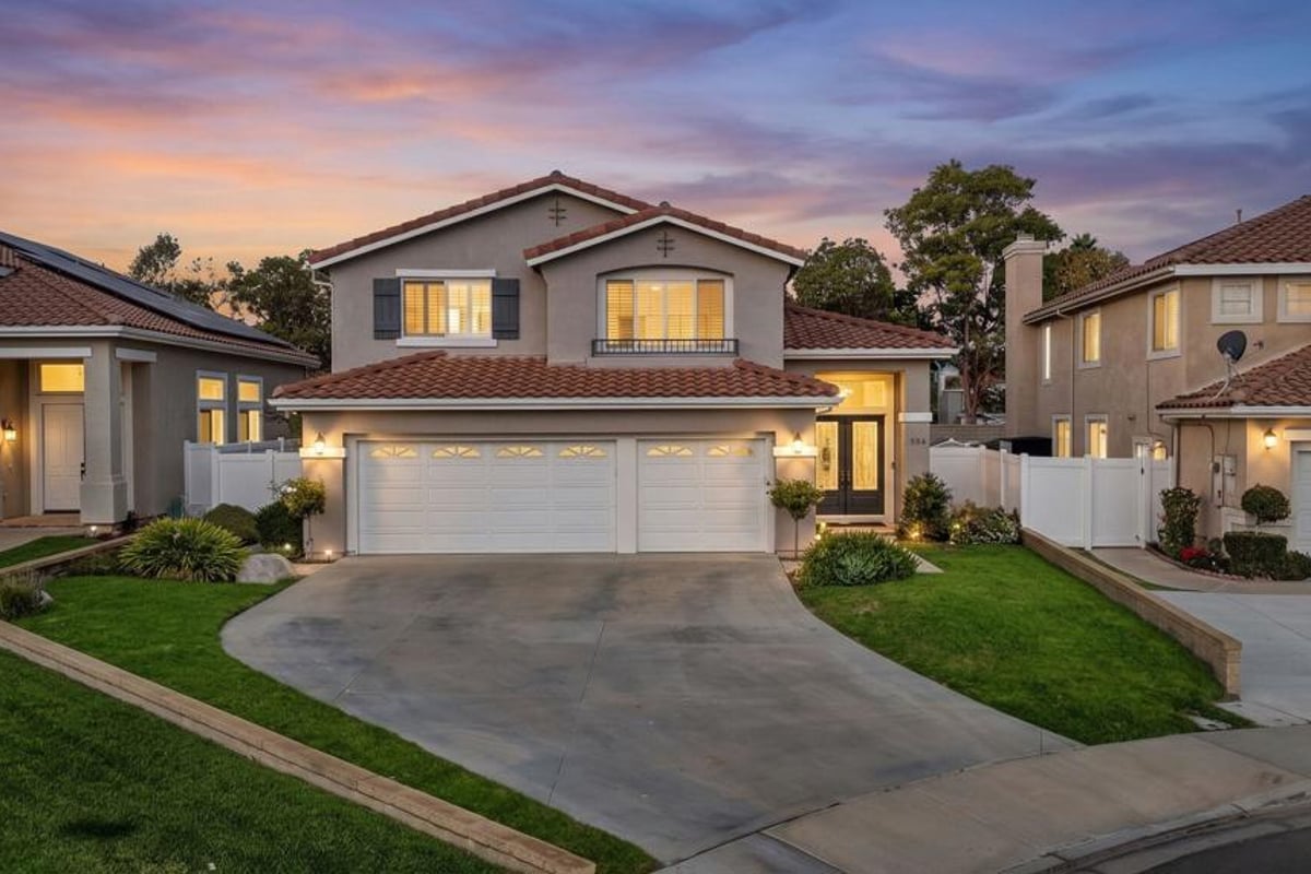484 Via Olivera, Camarillo, CA 93012 — photo 1 of 57