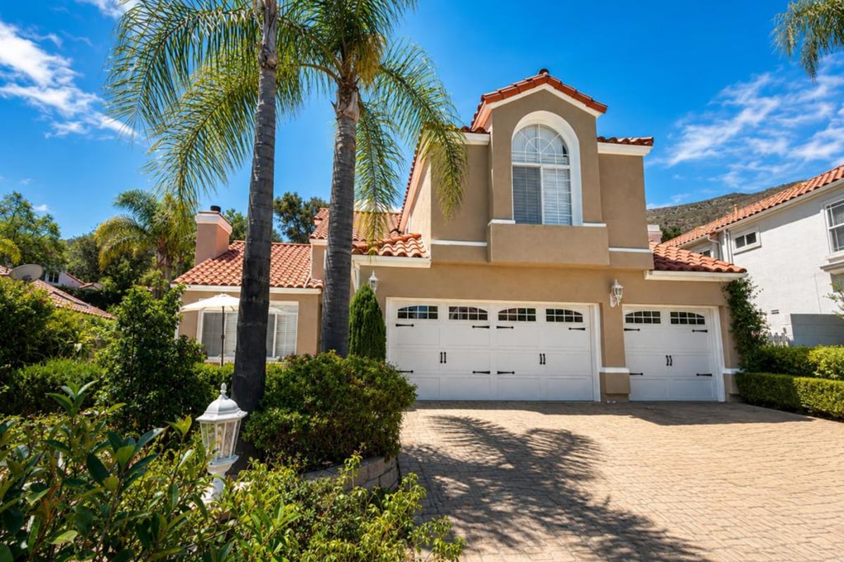 827 Pleasant Dale Place, Westlake Village, CA 91362 — photo 1 of 5