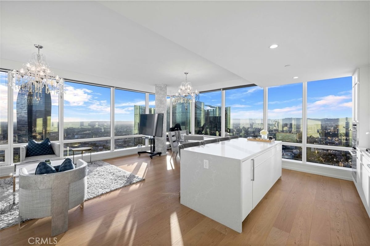 877 Francisco Street 4111, Los Angeles, CA 90017 — photo 1 of 39