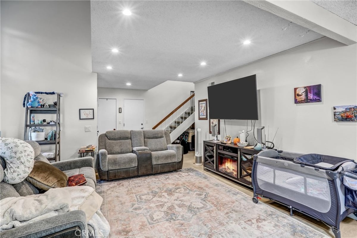 2015 Chaparral, West Covina, CA 91791 — photo 1 of 28
