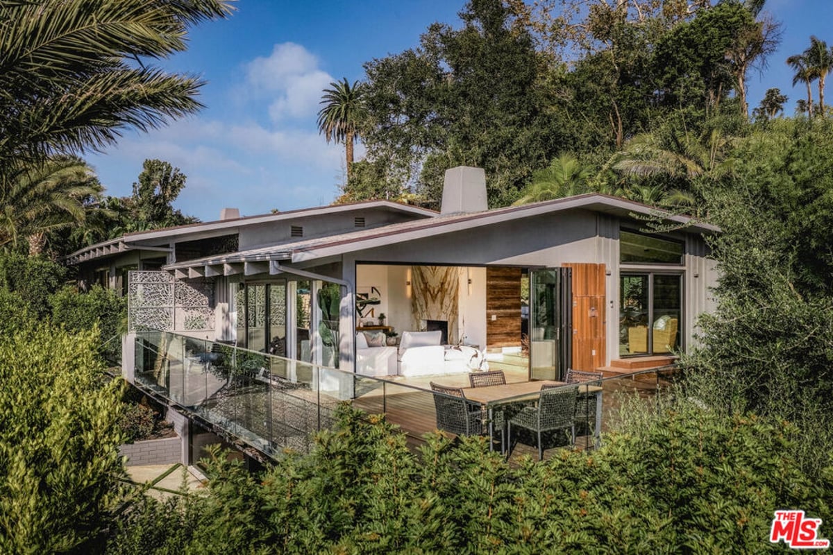 344 Arno Way, Pacific Palisades, CA 90272 — photo 1 of 35
