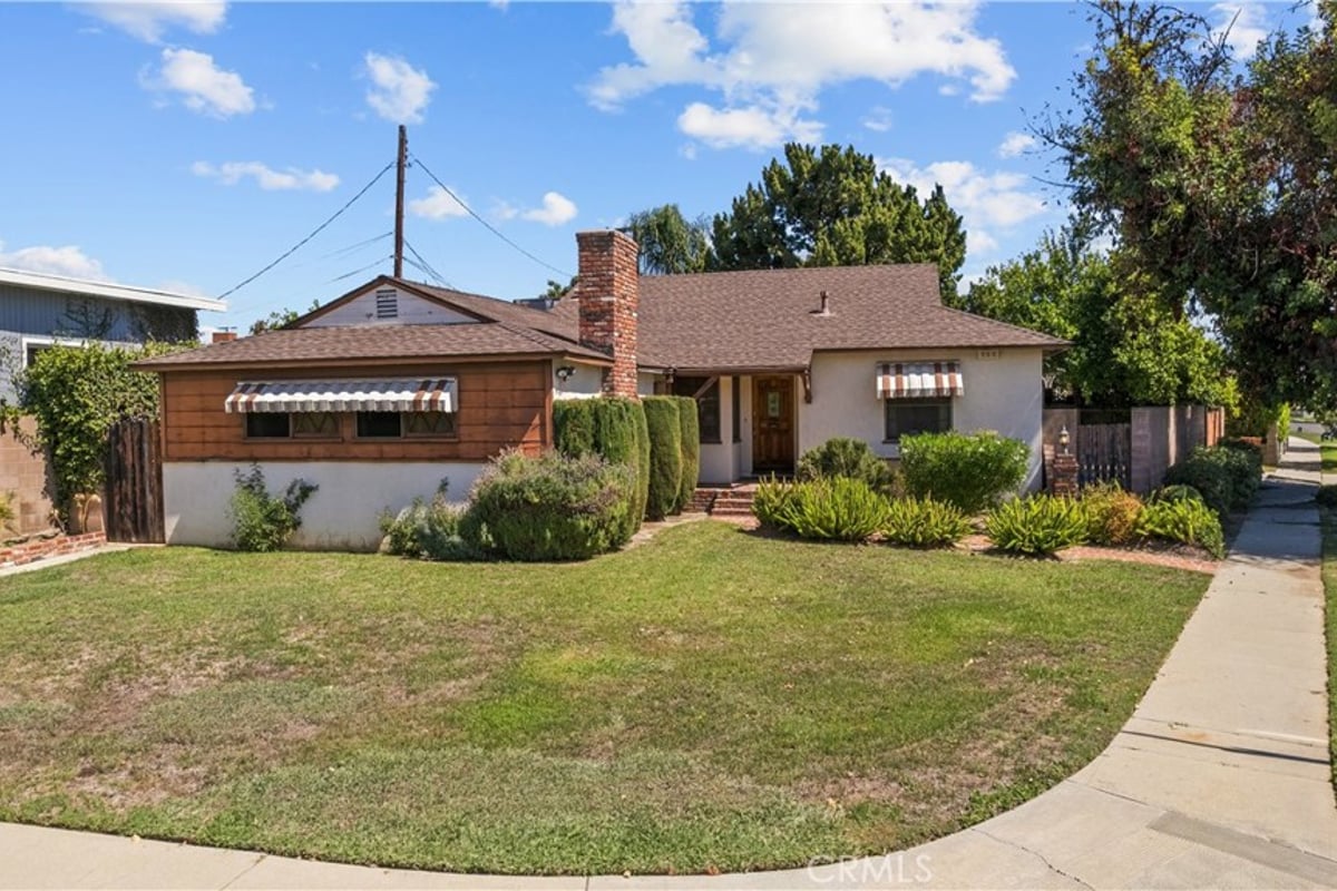 17231 Lanark, Van Nuys, CA 91406 — photo 1 of 46