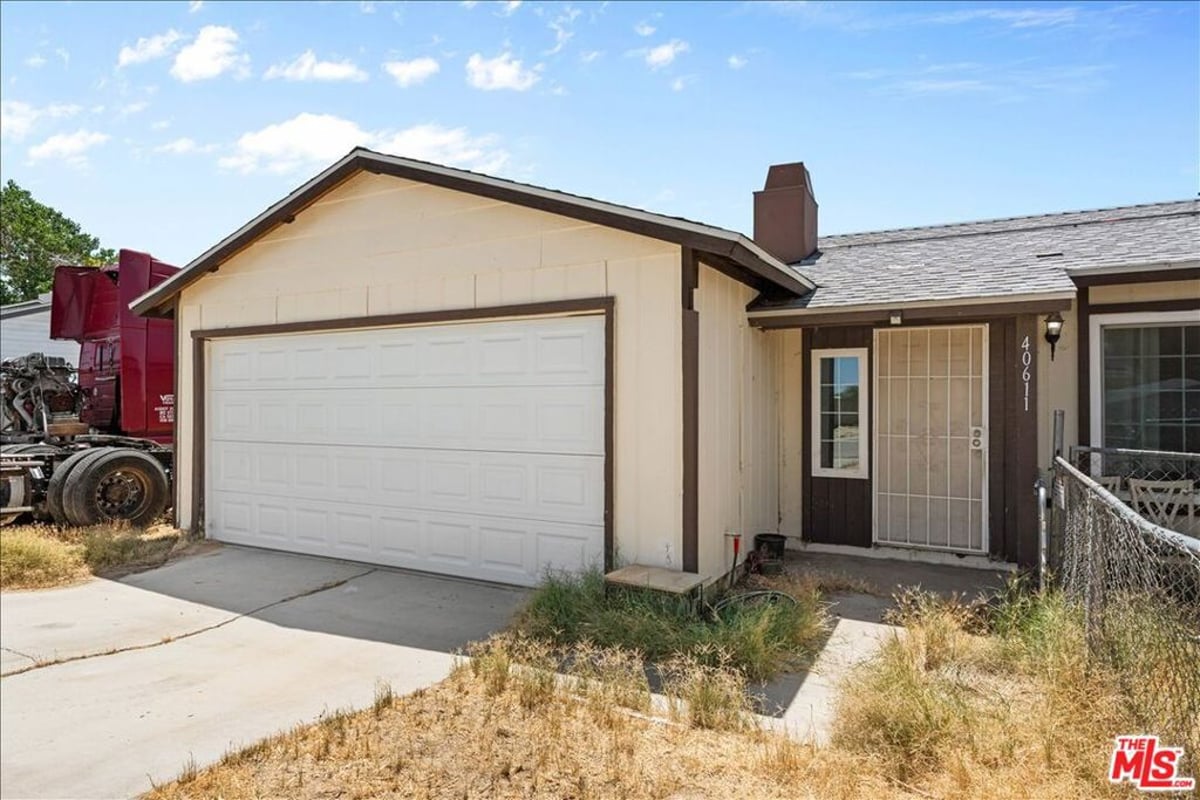 40611 178th Street, Lancaster, CA 93535 — photo 1 of 24