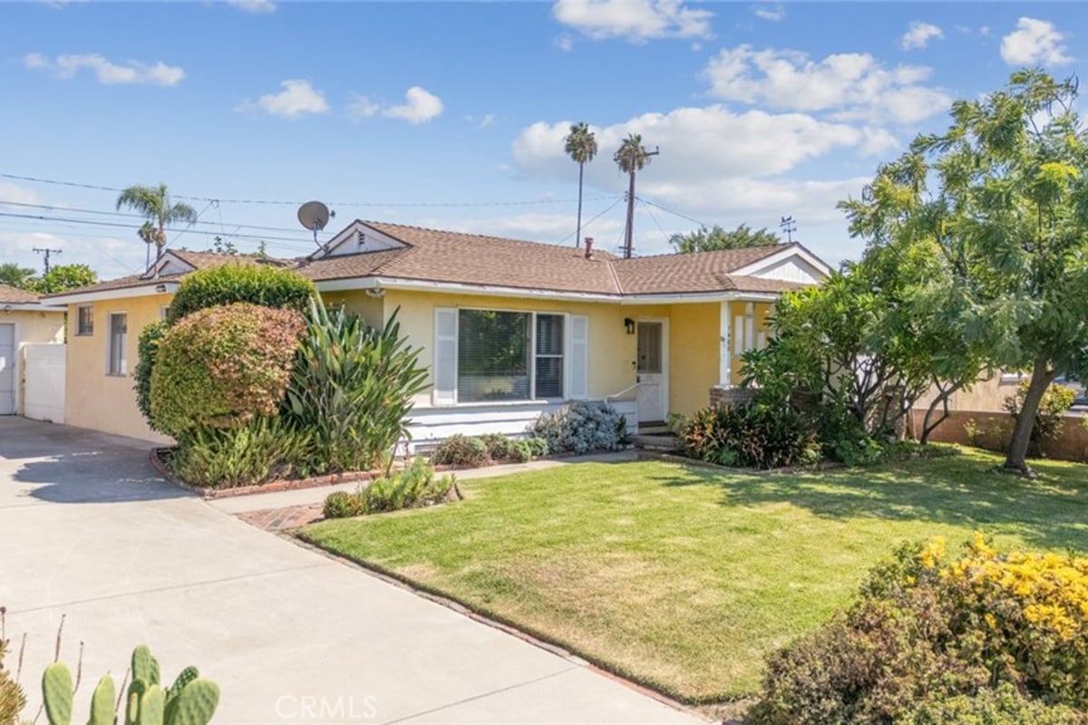 1460 N ALDENVILLE Avenue, Covina, CA 91722 — photo 1 of 53