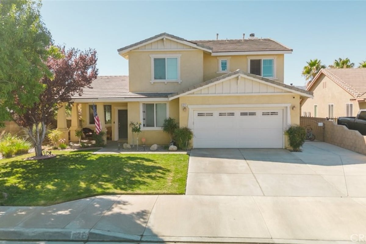6214 W Avenue J11, Lancaster, CA 93536 — photo 1 of 63