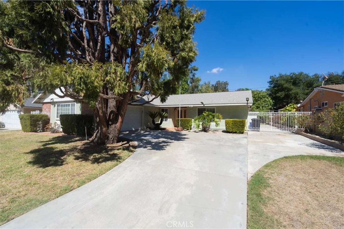 1421 E Harvest Moon, West Covina, CA 91792 — photo 1 of 40