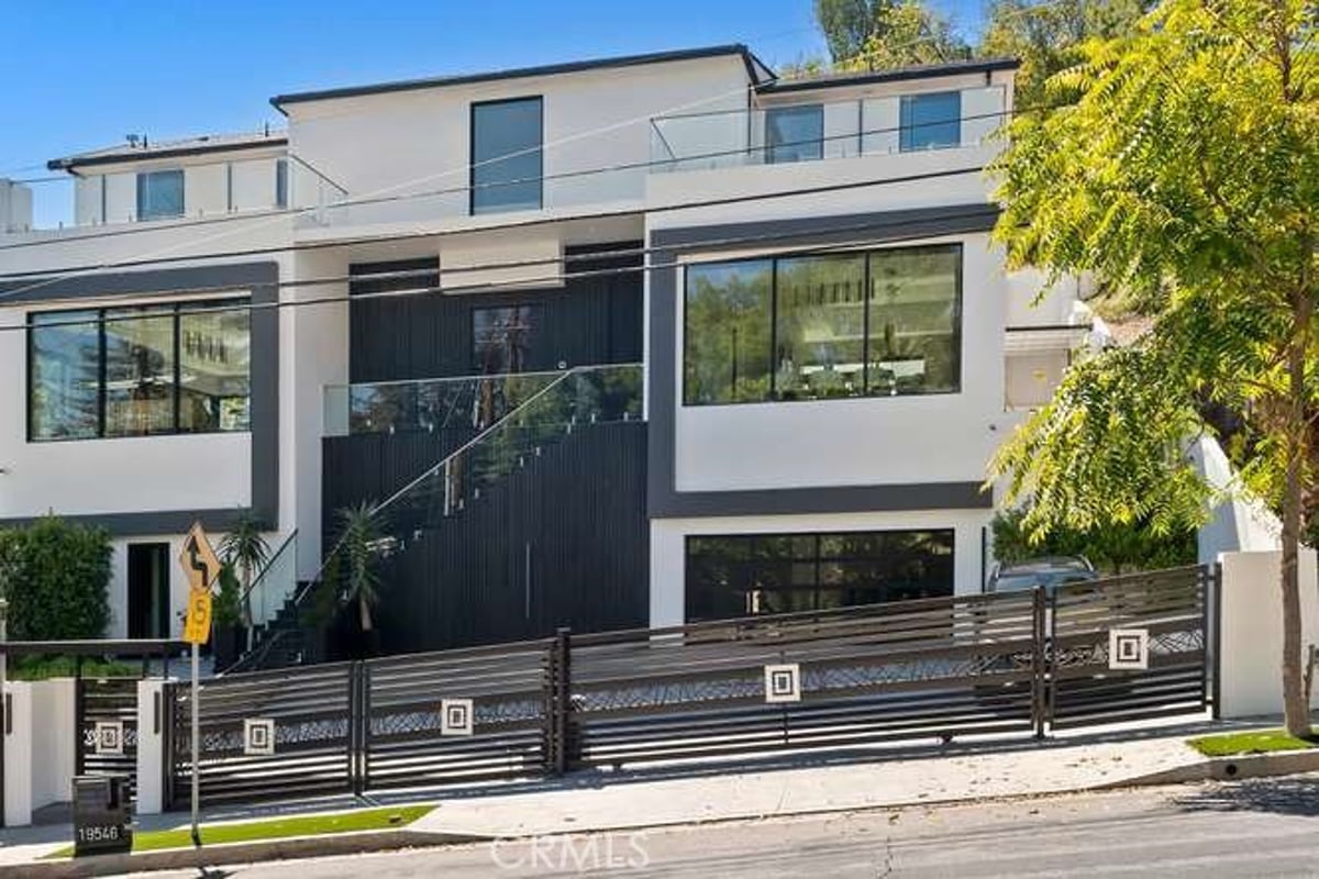 19546 Rosita Street, Tarzana, CA 91356 — photo 1 of 67