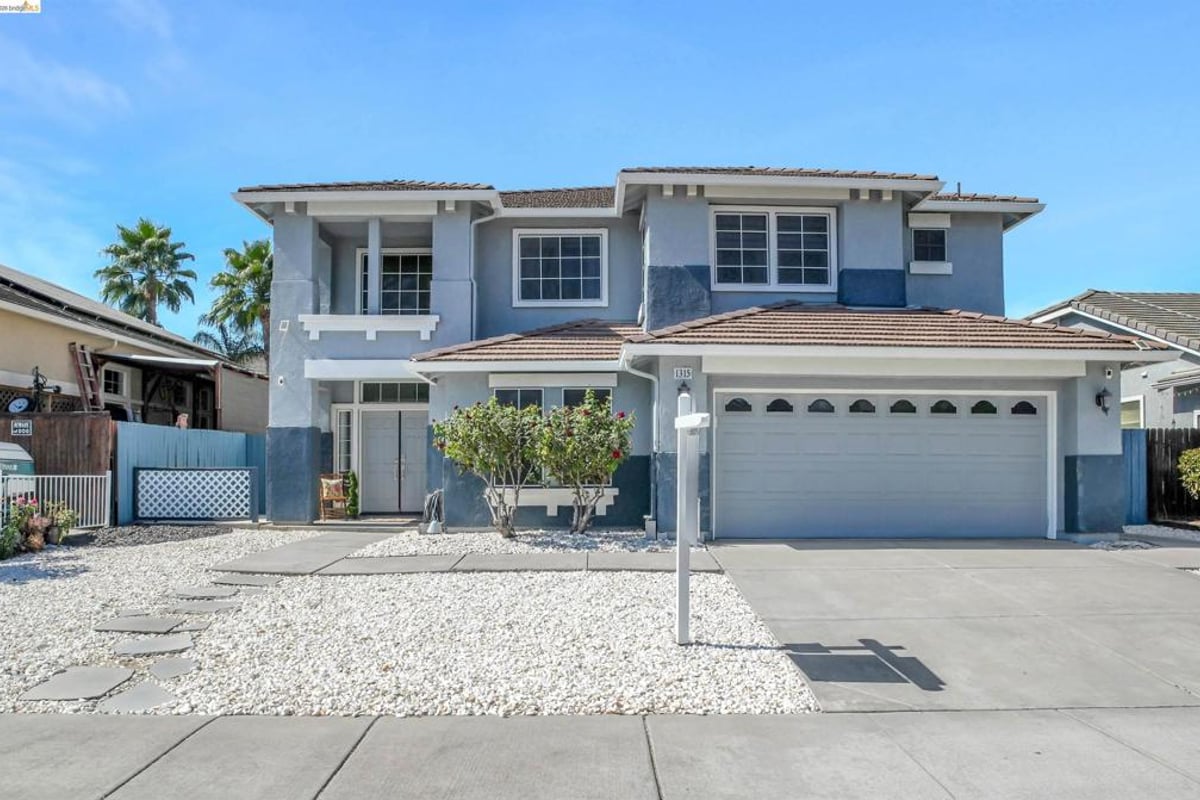 1315 Muscat Ct, Brentwood, CA 94513 — photo 1 of 46