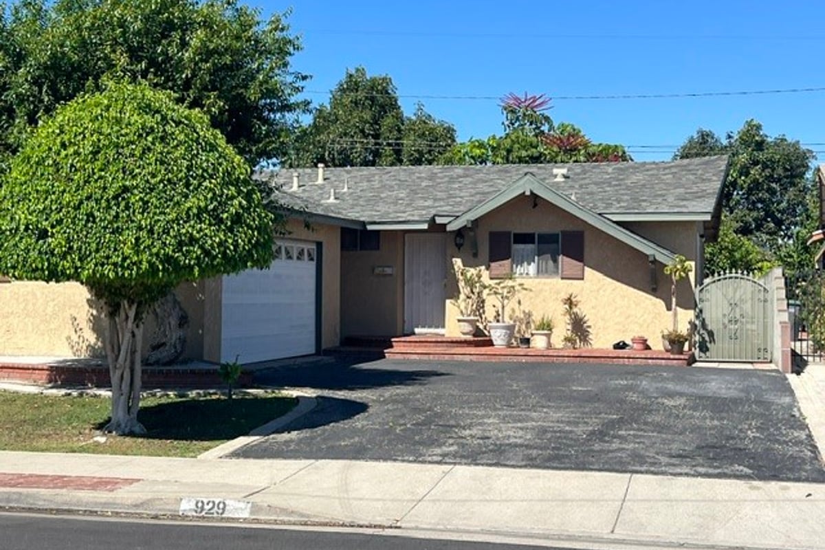 929 E Renton, Carson, CA 90745 — photo 1 of 1