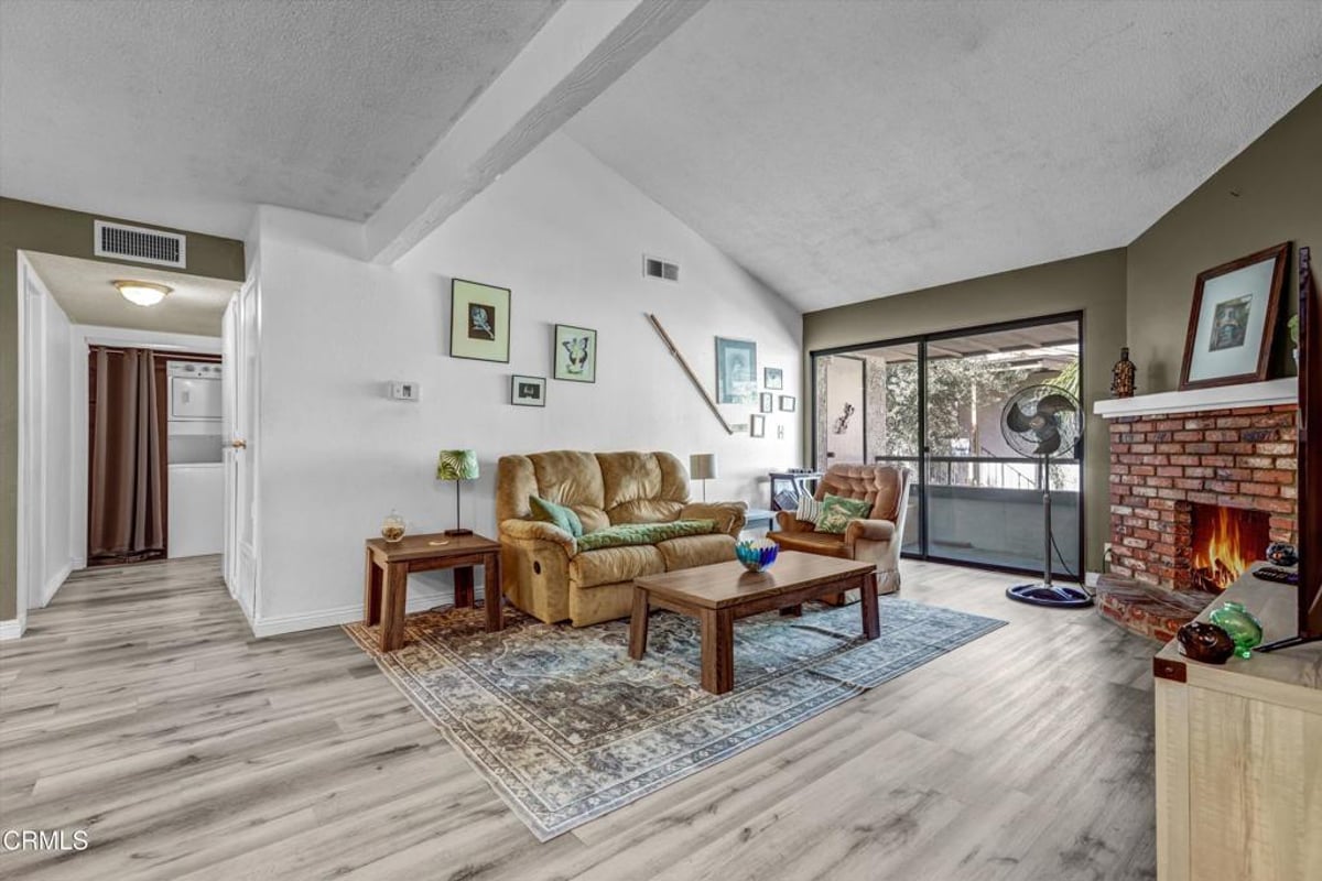 15511 Sherman Way 32, Los Angeles, CA 91406 — photo 1 of 13