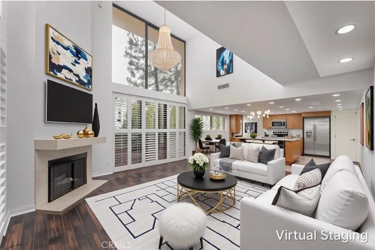 10590 Wilshire Boulevard 305, Los Angeles, CA 90024 — photo 1 of 38