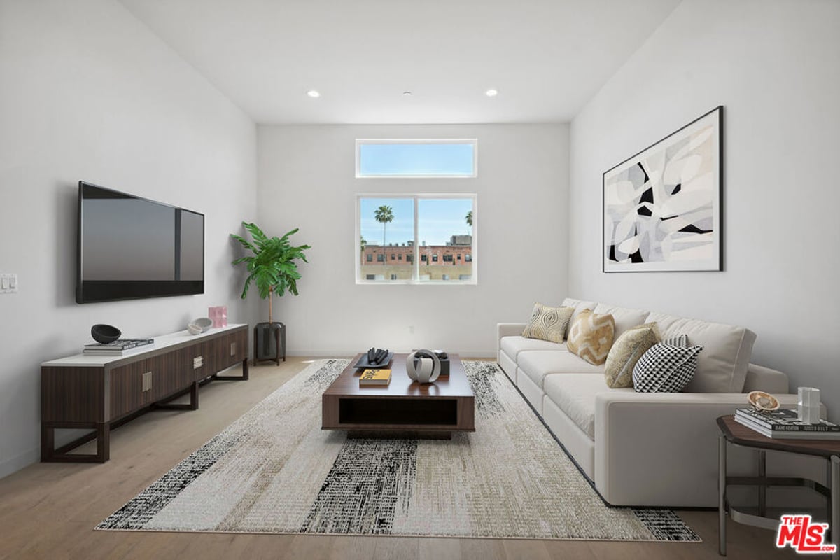 1746 Garfield Place 302, Los Angeles, CA 90028 — photo 1 of 29
