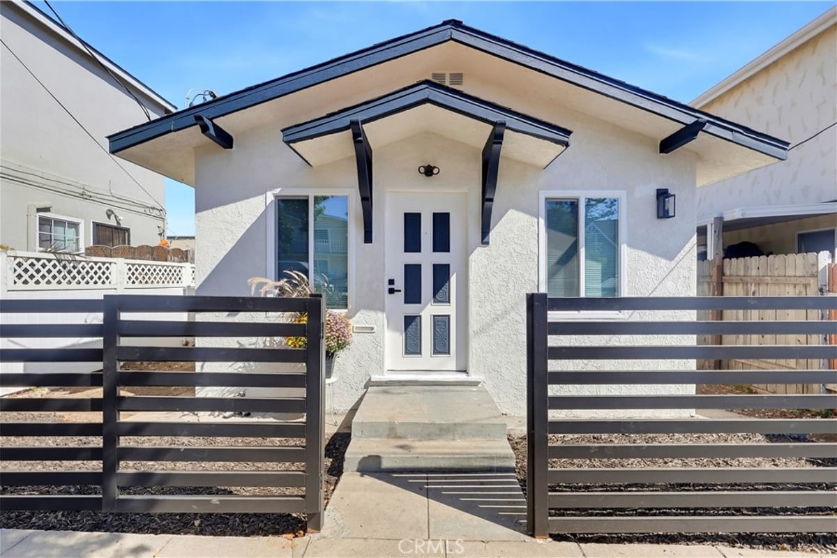 1326 S Cabrillo, San Pedro, CA 90731 — photo 1 of 24