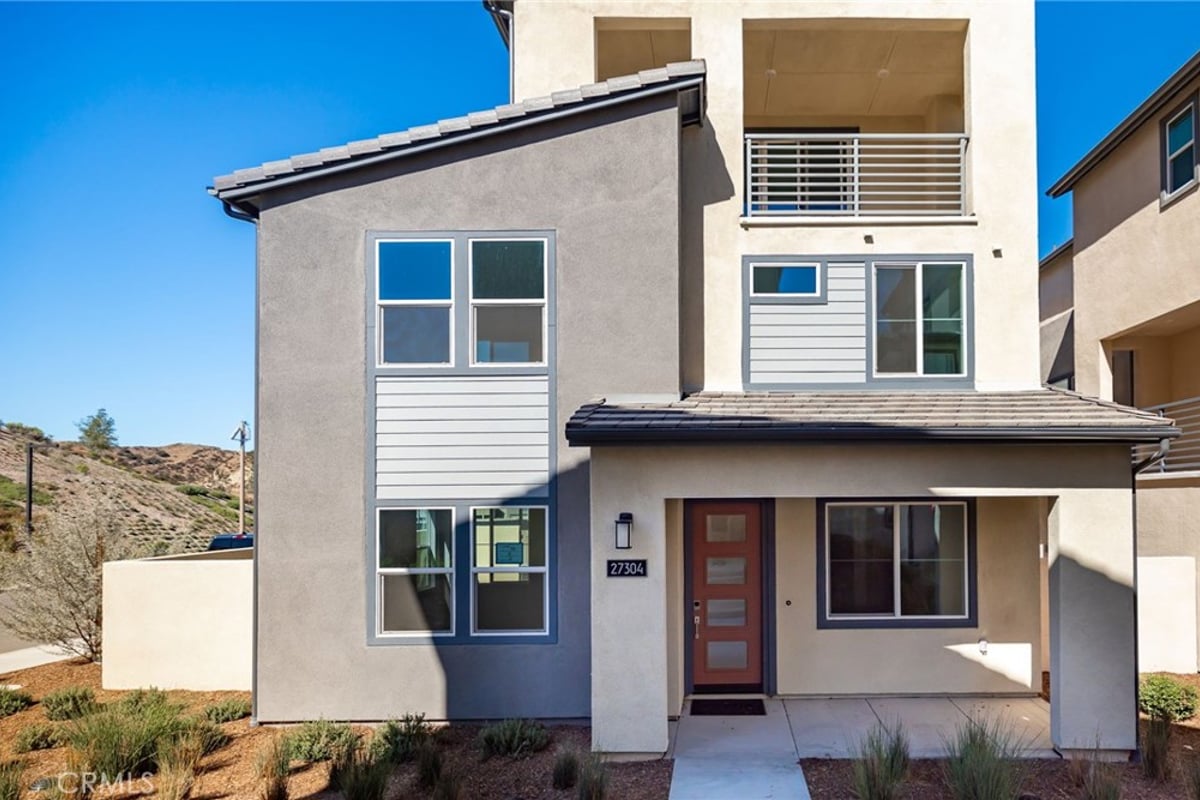 27304 Bear Paw Lane, Valencia, CA 91355 — photo 1 of 62