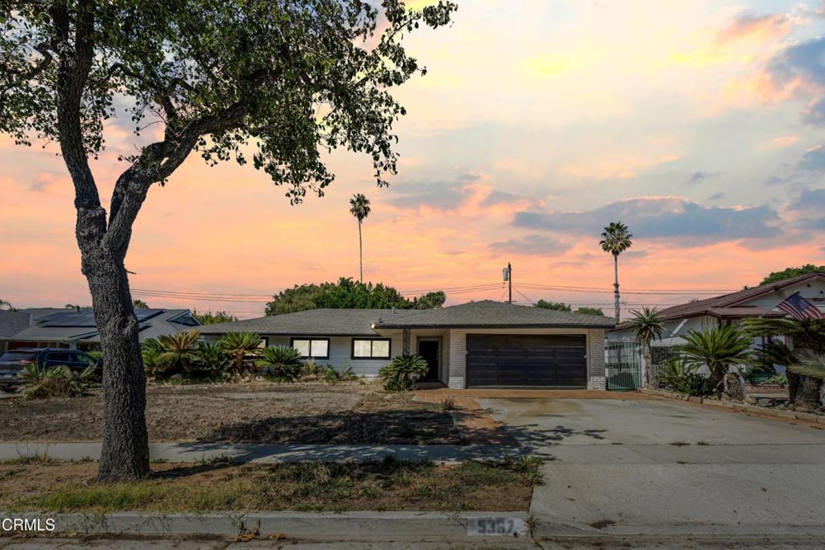 5367 Lafayette Street, Ventura, CA 93003 — photo 1 of 33