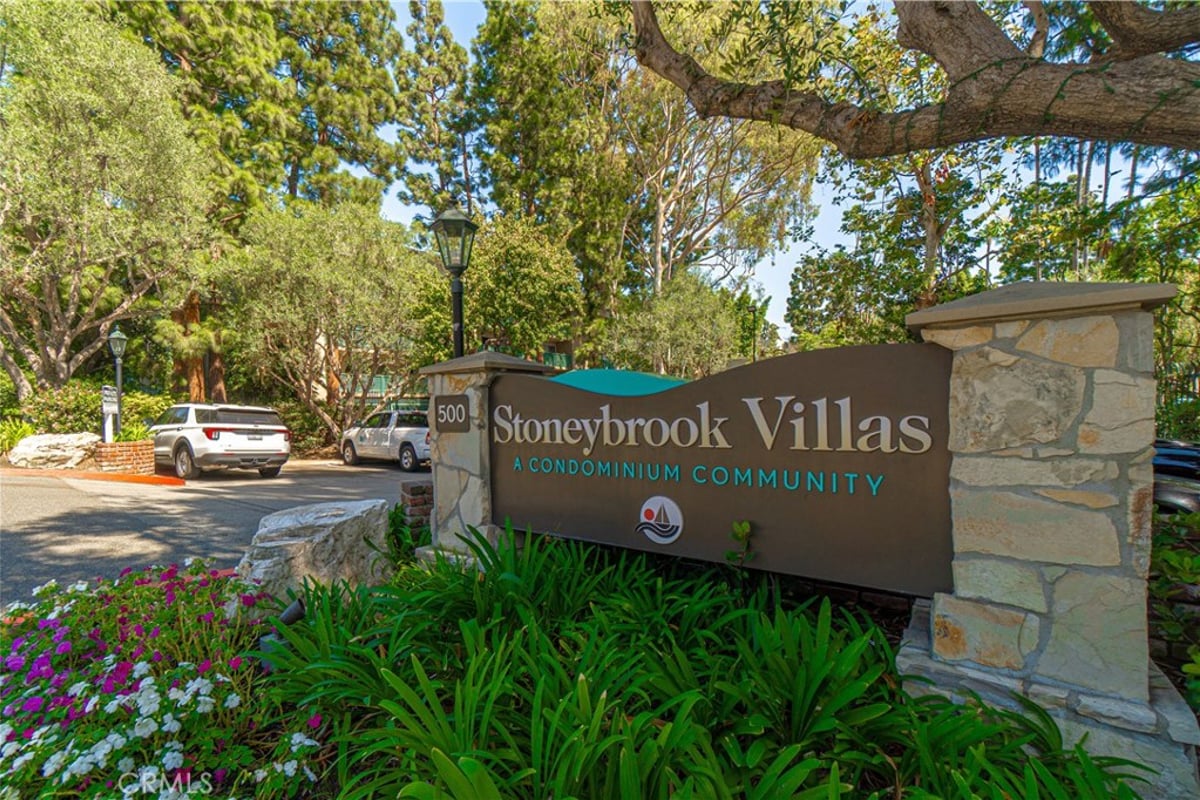 576 N Bellflower 222, Long Beach, CA 90814 — photo 1 of 27
