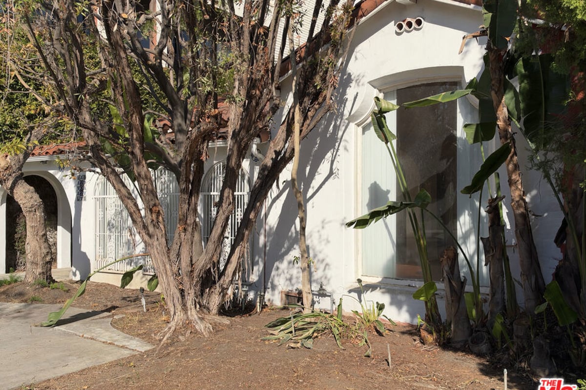 202 S Le Doux Road, Beverly Hills, CA 90211 — photo 1 of 1