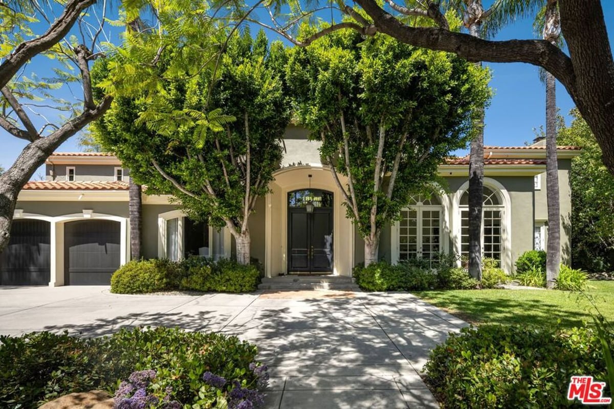 5425 Encino Avenue, Encino, CA 91316 — photo 1 of 22