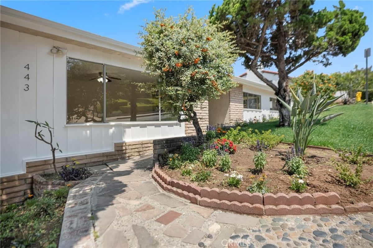 443 Woodbury, Glendale, CA 91206 — photo 1 of 42