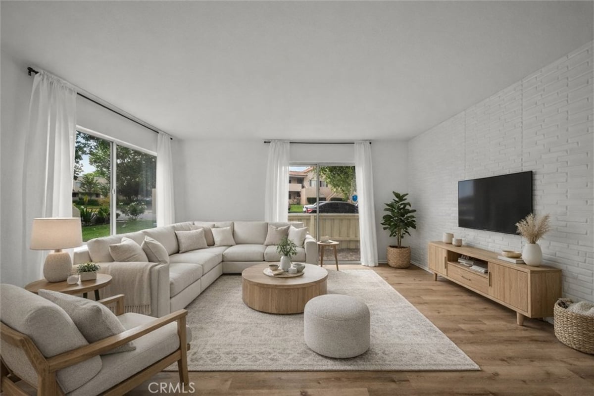 21370 Nandina 103, Newhall, CA 91321 — photo 1 of 15