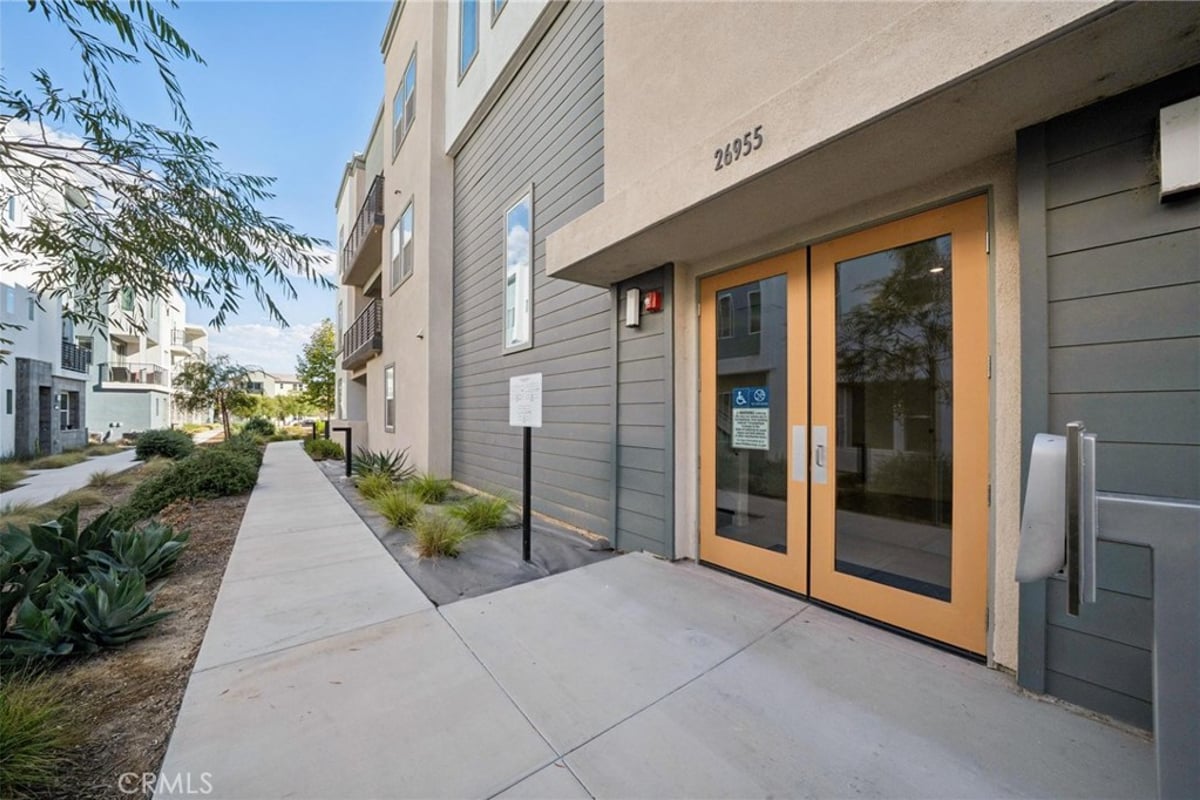 26955 Prospector Road 201, Valencia, CA 91381 — photo 1 of 36