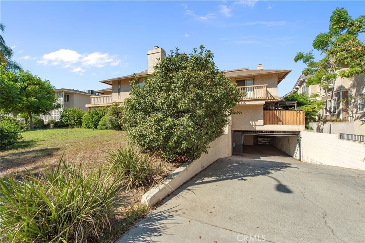735 Arcadia Avenue L, Arcadia, CA 91007 — photo 1 of 33