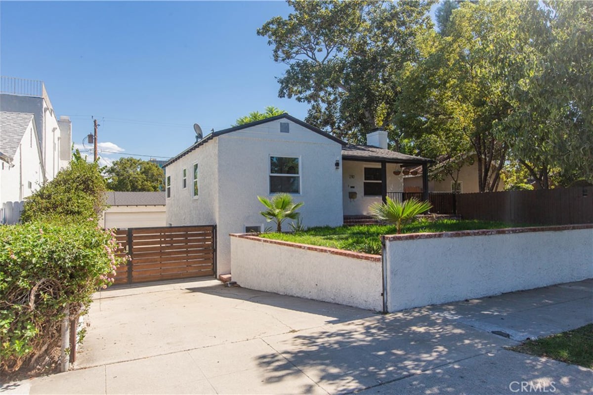 210 N Naomi, Burbank, CA 91505 — photo 1 of 53
