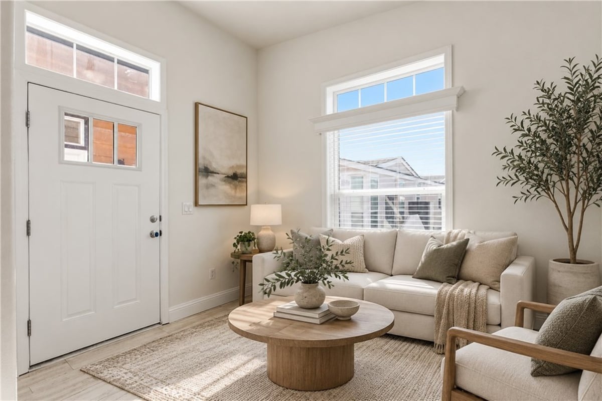 8250 Lankershim Boulevard 80, North Hollywood, CA 91605 — photo 1 of 33