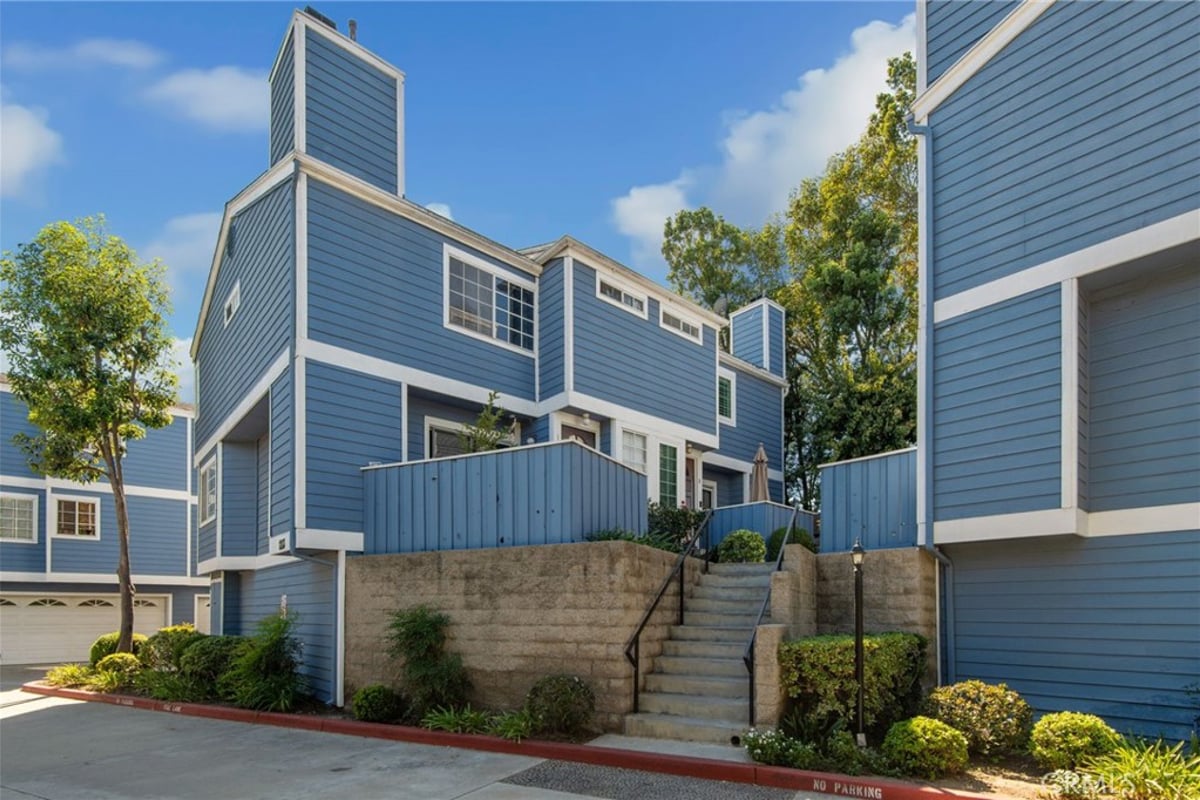 123 W Spring Street B, Long Beach, CA 90806 — photo 1 of 27