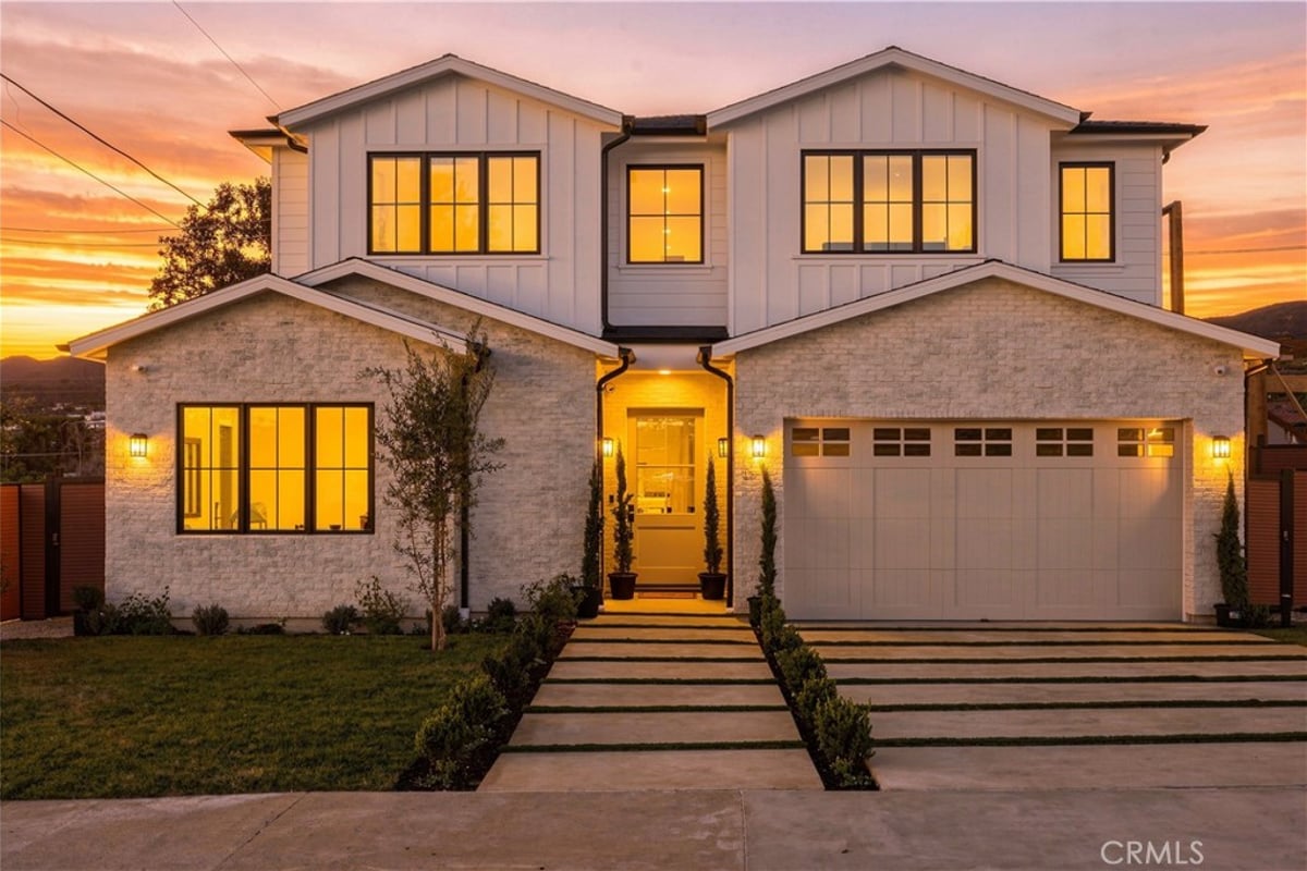 707 Wildomar Street, Pacific Palisades, CA 90272 — photo 1 of 17