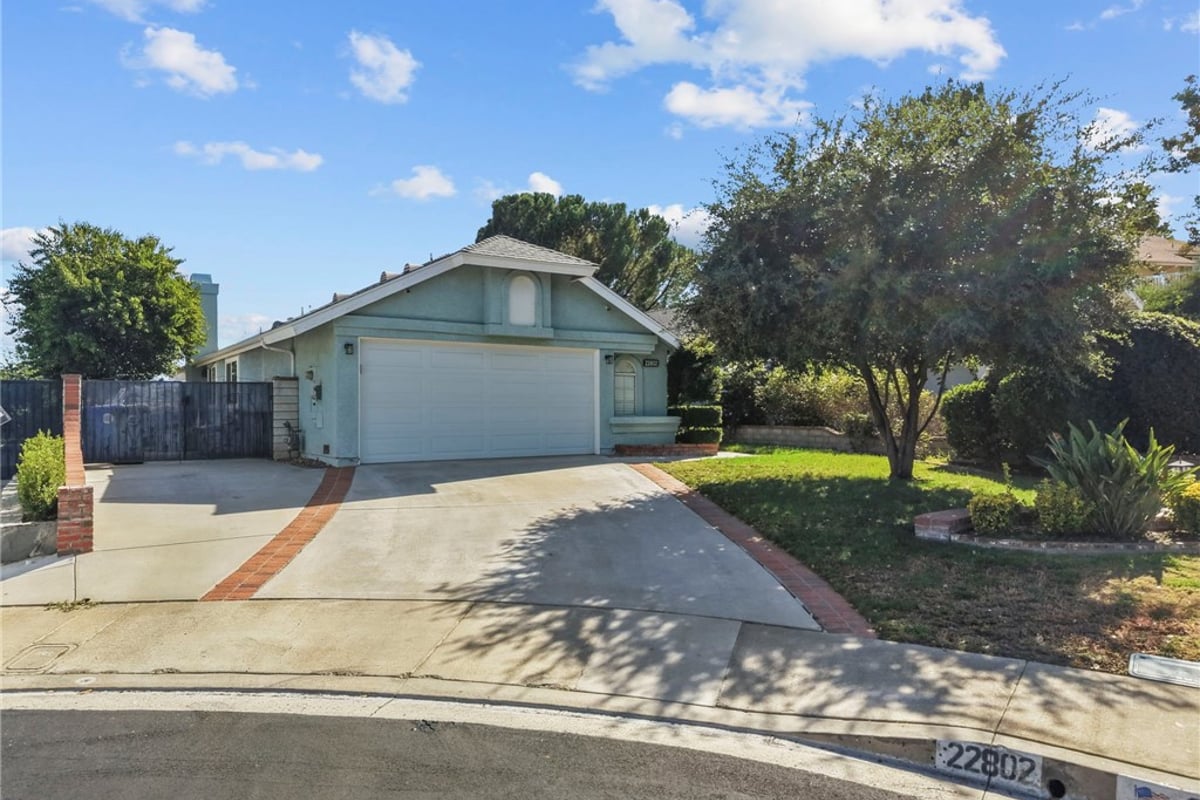 22802 Acacia Court, Saugus, CA 91390 — photo 1 of 32