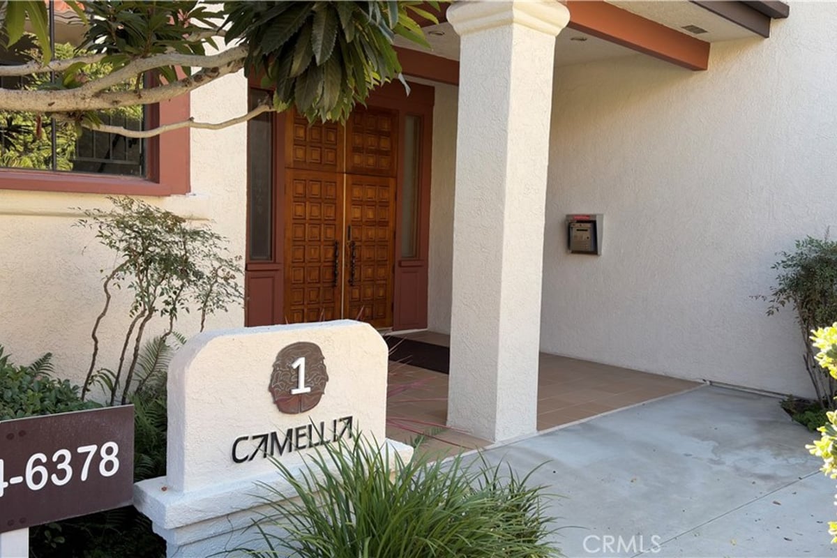 6358 Riviera Circle, Long Beach, CA 90815 — photo 1 of 28