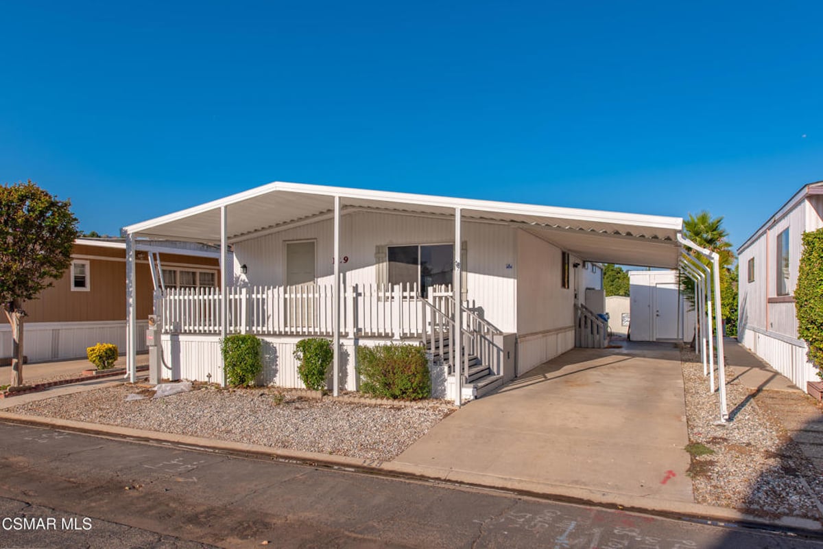 6480 Katherine Road 129, Simi Valley, CA 93063 — photo 1 of 33