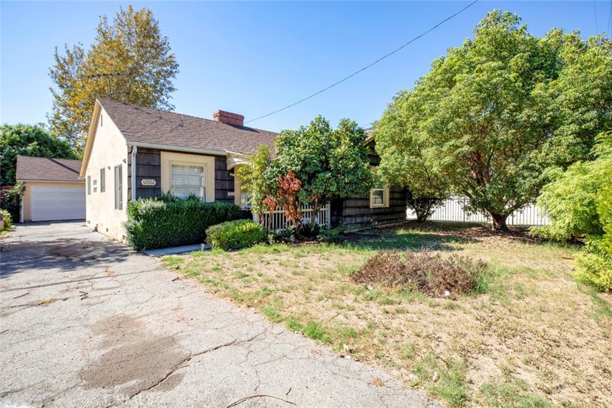 12922 Addison, Sherman Oaks, CA 91423 — photo 1 of 10