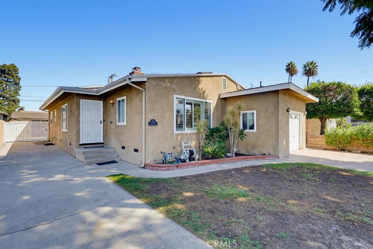 1901 E 63rd, Long Beach, CA 90805 — photo 1 of 38