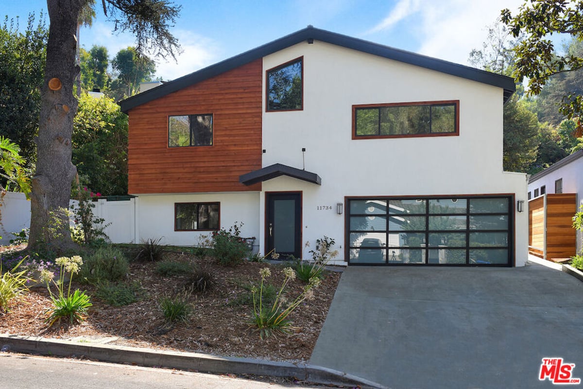 11734 Sunshine Terrace, Studio City, CA 91604 — photo 1 of 31