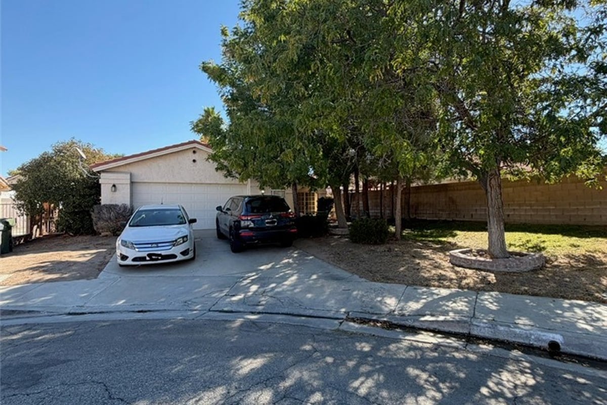 44114 Radcliff Court, Lancaster, CA 93536 — photo 1 of 3